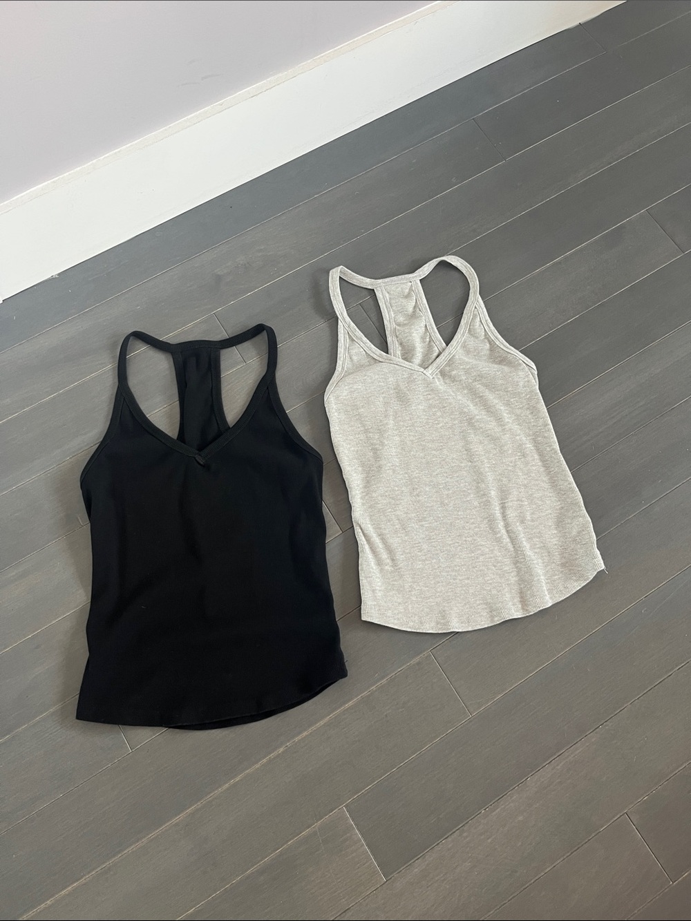 Women’s Racerback V-Neck Tank Top - Black & Light Gray